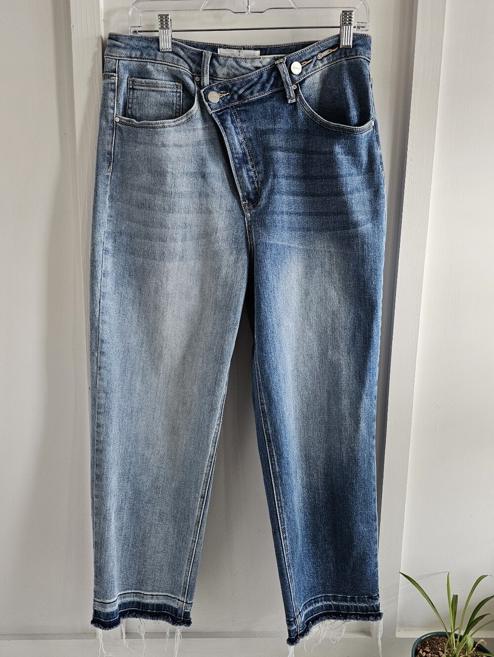 Risen Distressed Hem Asymmetrical Fly Two Tone Wash Size 11/30 P5